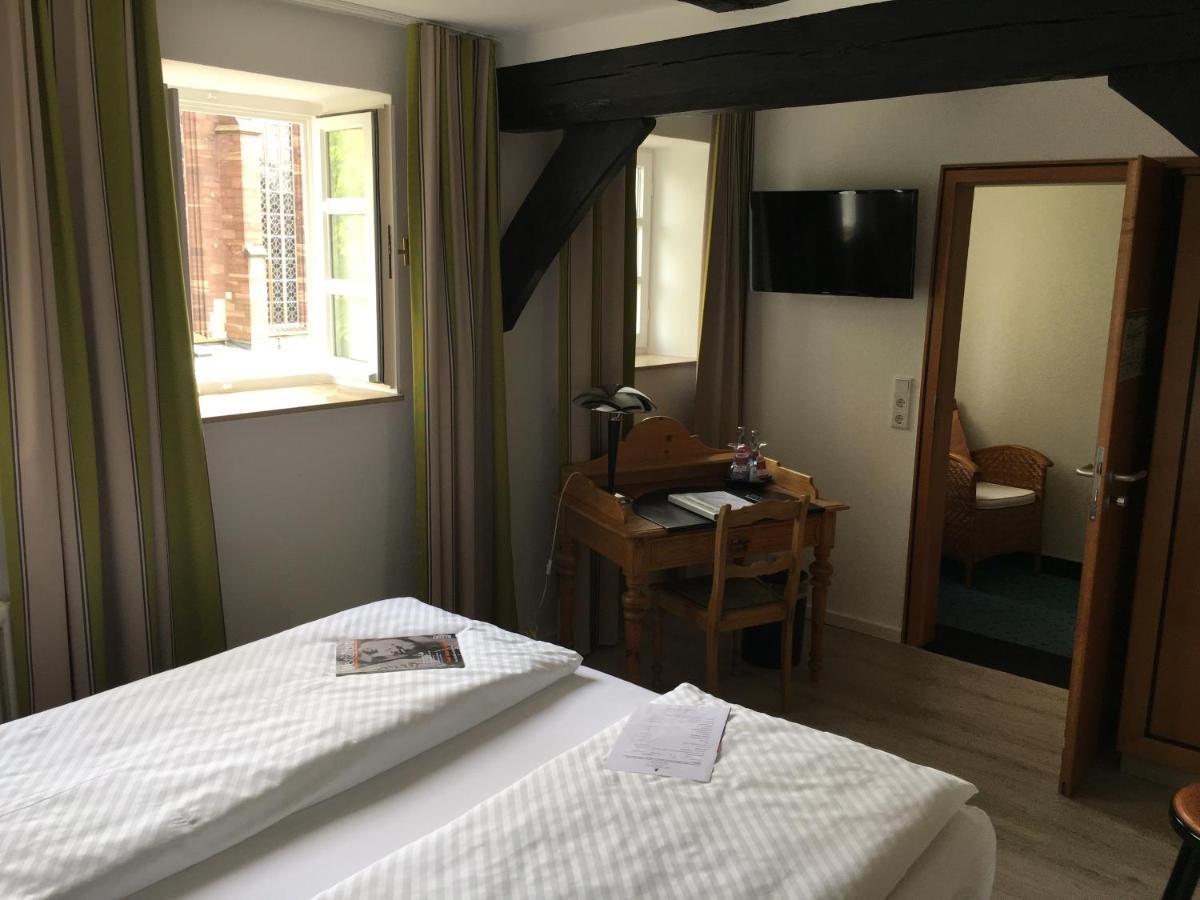 Alt Warburg Hotell Eksteriør bilde