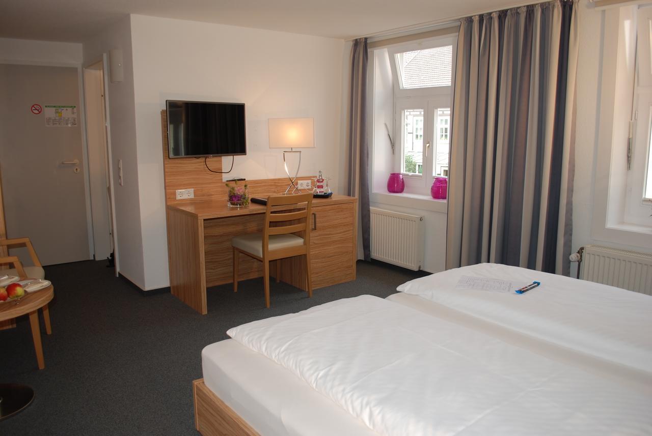 Alt Warburg Hotell Eksteriør bilde