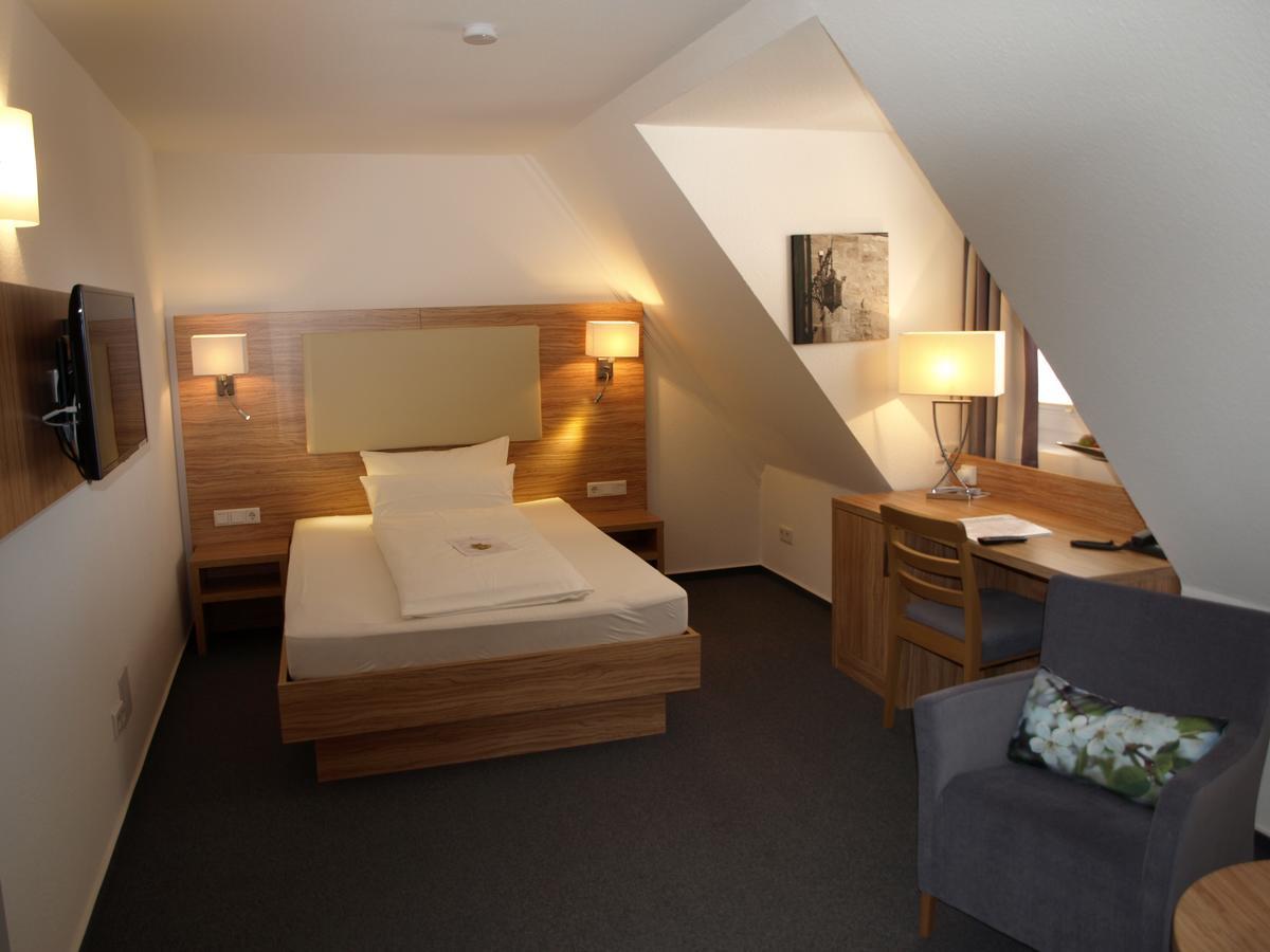 Alt Warburg Hotell Eksteriør bilde