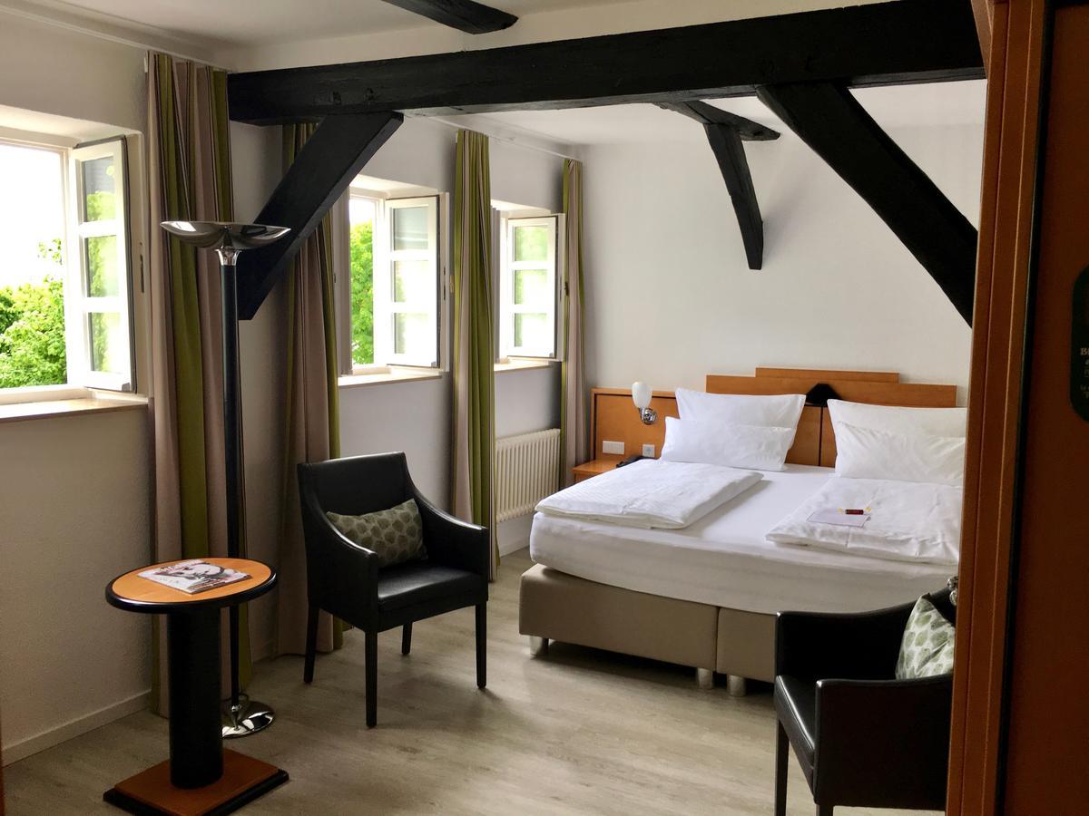 Alt Warburg Hotell Eksteriør bilde