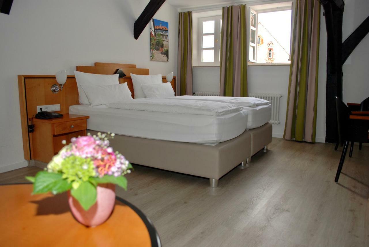 Alt Warburg Hotell Eksteriør bilde
